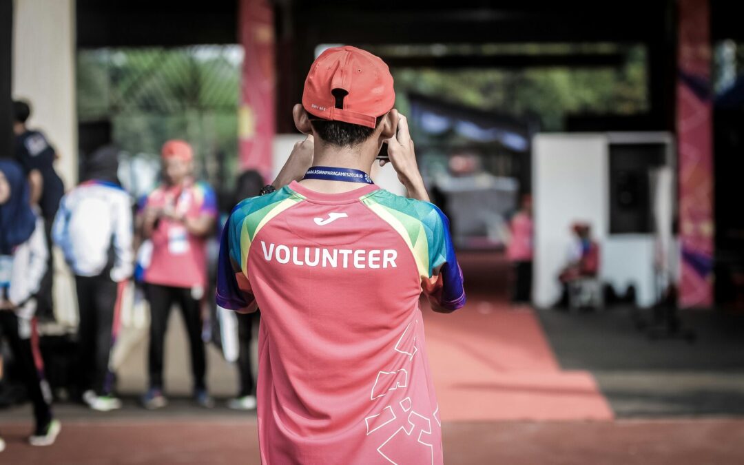How to Find Volunteers Through Your Website: A Guide for Community Groups